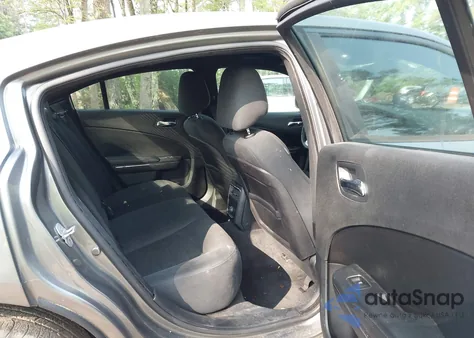 2011 Dodge Charger z USA, uszkodzony, nr VIN 2B3CL3CG8BH606810